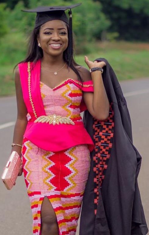 Goba Kente, Styles For Graduation, African Dress Styles, Casual Wedding Attire, Kente Dress, African Lace Styles, Ankara Dress Styles, Dresses African, Best African Dresses