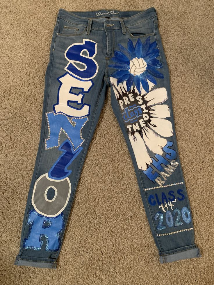 Homecoming Jeans Customized Senior Jeans, Jean Senior Painting, Class Of 2024 Painted Jeans, Painted Jeans For School Spirit, Homecoming Spirit Day Outfit, Black Out Homecoming Week, Celeberty Day Spirit Week Ideas, Junior Jeans Painted, Senior 2023 Jeans