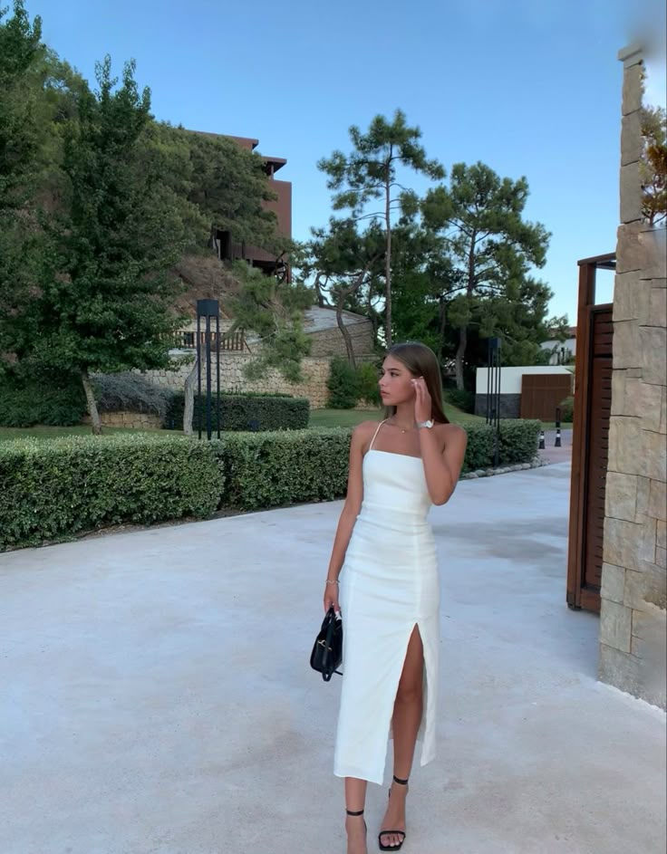 White Night Party Outfit, Holiday Dresses Classy Formal, Light Pink Dress Wedding Guest, Hanging Swimsuits To Dry, Fancy Dress Instagram Pictures, Campus Tour Outfit, Fancy Instagram Pictures, Everyday Heels Casual, Formal Dress Picture Ideas