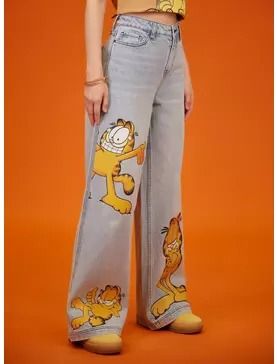 Garfield Pjs, Orange Clothes Aesthetic, Garfield Clothes, Garfield Outfit, Garfield Merch, Garfield Aesthetic, Tiktok Aesthetics, Garfield Costume, Artsy Clothes