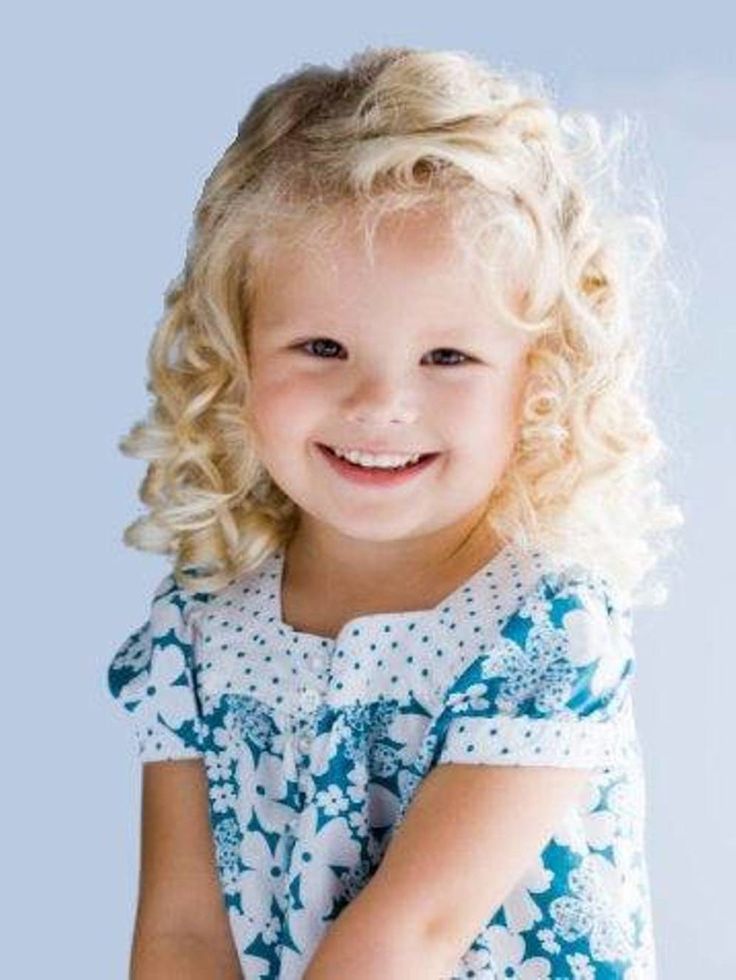 Trendy Curly Kids Hairstyles For Girls Kids Haircut Styles, Kids Girl Haircuts, Curly Kids, Kids Curly Hairstyles, Hairstyles Kids, Toddler Hairstyles Girl, Kids Hair Cuts, Haircuts For Curly Hair, Makeup Wedding