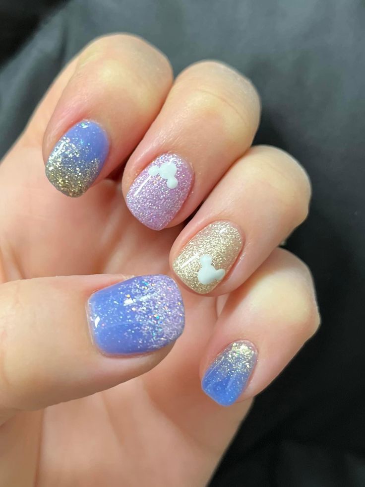 Disney Wish Nails, Cinderella Nails Short, Simple Disney Nails Natural, Cute Disney Gel Nails, Disney Nails 50th Anniversary, Disney Toenail Designs, Disney Sparkle Nails, Short Nail Designs Disney, Disney Inspired Nails Gel