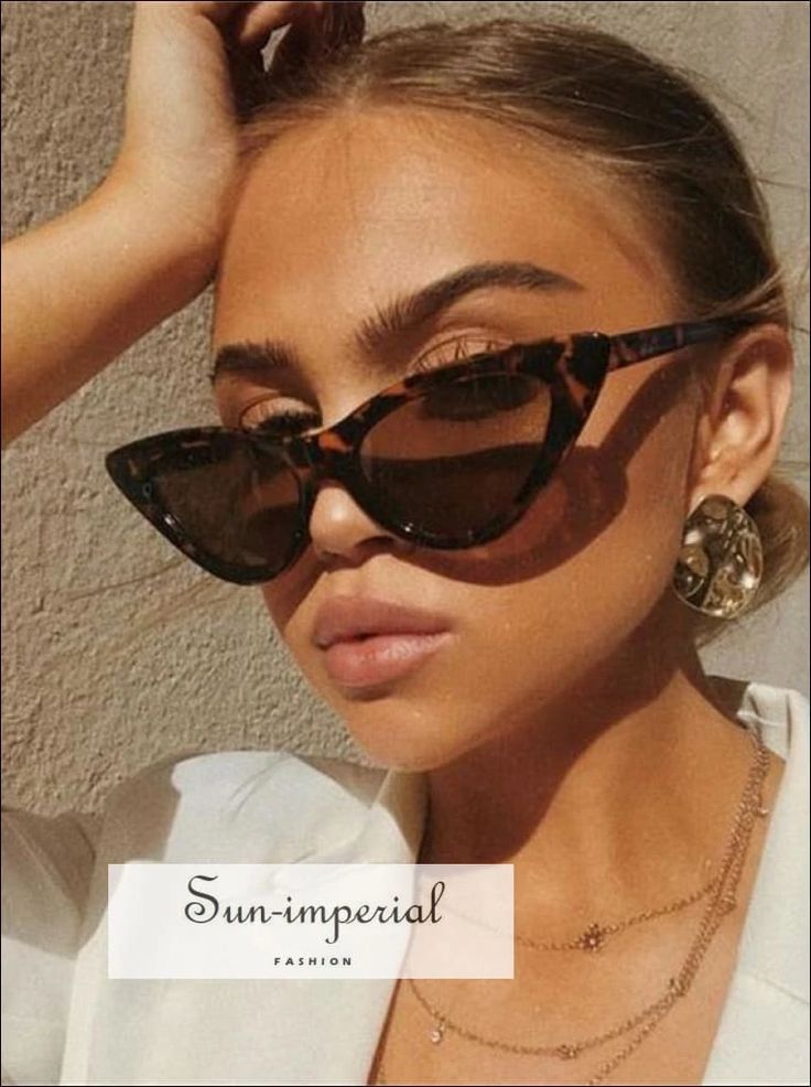 Sun-Imperial - Fashion Woman Sunglasses Vintage Retro Triangular Cat Eye Glasses Transparent Lens – SUN-IMPERIAL Types Of Sunglasses, Funky Sunglasses, Imperial Fashion, Vintage Sunglasses Retro, Sunglasses Outfit, Michelle Pfeiffer, نظارات شمسية, Fashion Eyewear, Cat Eyes