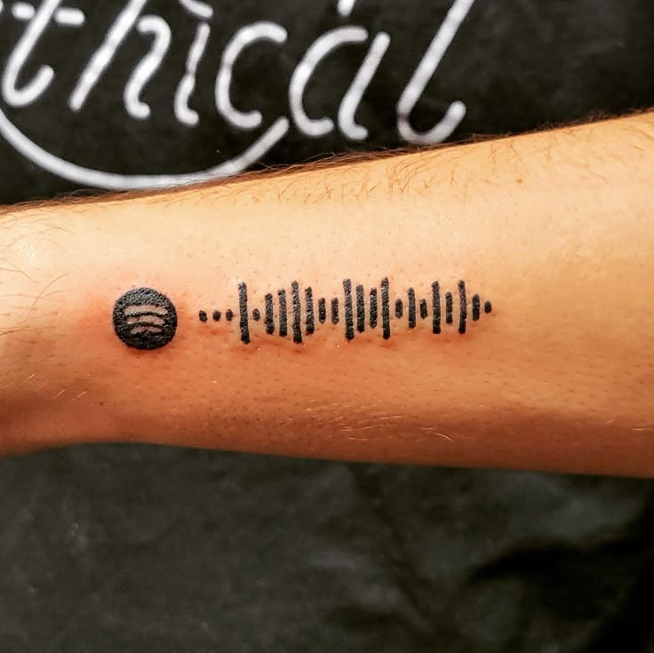 Scannable Spotify Code Tattoo Audio Wave Tattoo, Spotify Sound Wave Tattoo, Song Tattoos Ideas Spotify, Spotify Code Tattoo Ideas, Rnb Music Tattoo, Voice Message Tattoo, Spotify Song Tattoo, Spotify Qr Code Tattoo, Spotify Barcode Tattoo