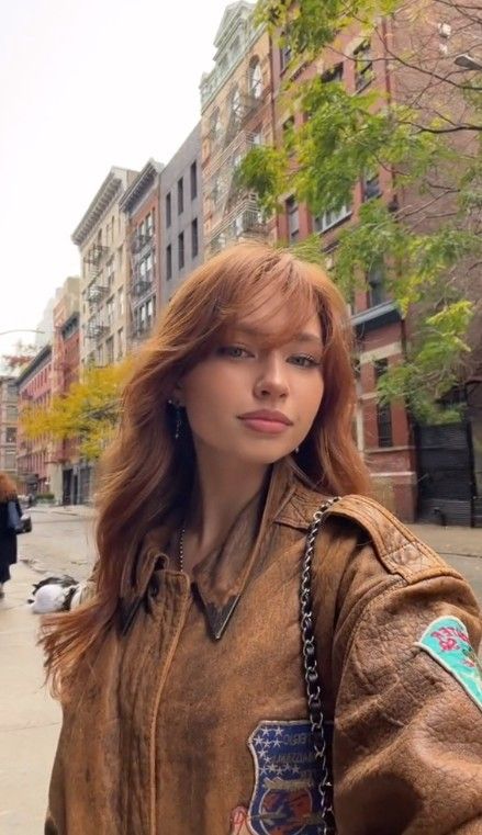 Red Hair With Bangs, Jules Ambrose, Light Auburn Hair, Red Hair Inspo, Ginger Hair Color, Twisted Series, Auburn Hair, Copper Hair, Dye My Hair