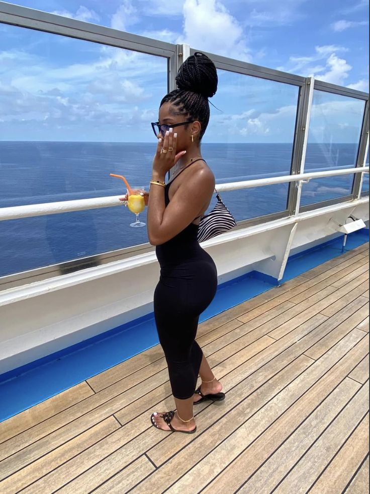 Vacation Outfits Women, Cute Vacation Outfits, Mode Tips, Vacay Outfits, Stylish Summer Outfits, Cruise Outfits, Pilates Studio, Chill Outfits, Looks Black