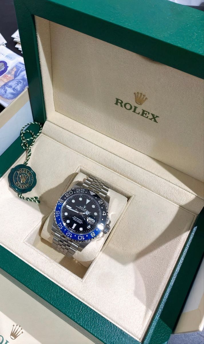 Rolex Blue, Pinterest Photography, Best Snapchat, Rolex Watches For Men, Animated Wallpapers For Mobile, Chill Photos, Wrist Game, Luxury Lifestyle Dreams, Cool Outfits For Men