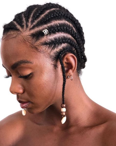 Natural Corn Row Hairstyles, Cornrows On 4c Natural Hair, Simple Natural Protective Hairstyles, African Lines Hairstyles, Simple Corn Row Styles, Conrows Lines And Braids Natural Hair, Natural Hair Conrows Lines, Simple Conrows Lines Hairstyles, Lines Hairstyles African Natural Hair