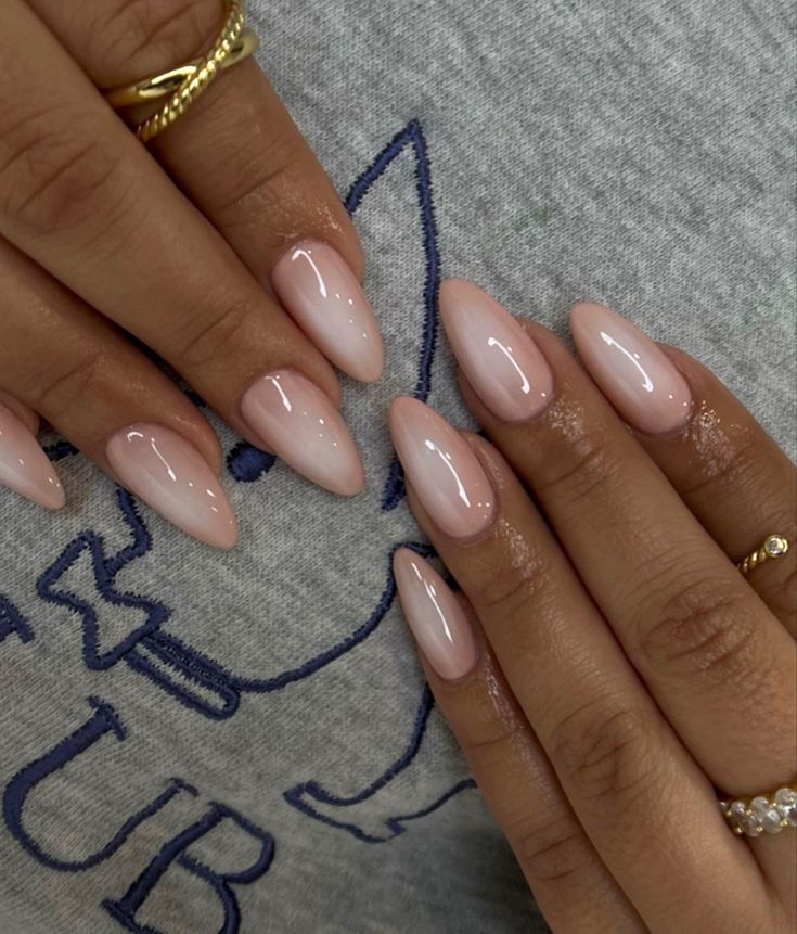 Aura Nails Nude Base, Paznokcie Hello Kitty, Bridesmaids Nails, Kutek Disney, Nagellack Trends, October Nails, Nagel Tips, Smink Inspiration, Classy Acrylic Nails