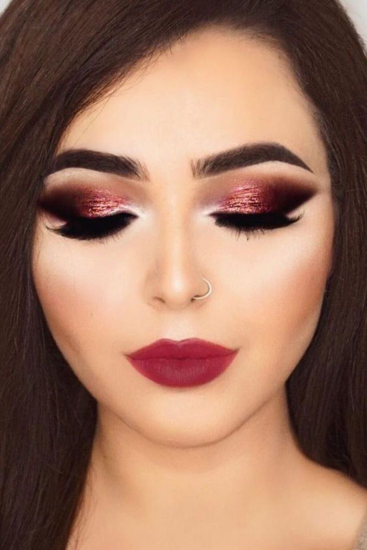 Berry Makeup, Xmas Makeup, Makeup Cantik, Sparkle Eyeshadow, Make Up Gold, Smokey Eye Makeup Look, Natural Smokey Eye, Makeup 2018, Christmas Makeup Look