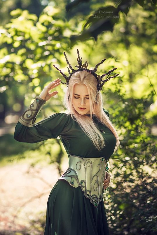 #Elf #Cosplay #Girl #Dress #Gown #Medieval #Beautiful #Blonde #Fantasy Elf Royalty, Medieval Elf, Fae Cosplay, Woods Witch, Faerie Wedding, Elf Armor, Elven Cosplay, Medieval Tavern, Elven Costume