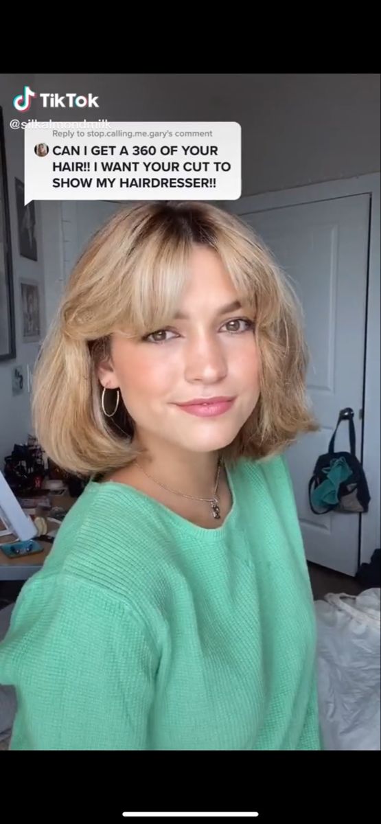 Chin Length Shag With Curtain Bangs, Round Face Curtain Bangs Short Hair, Cottagecore Bob Hair, Long French Bob Round Face, Blowout Bob With Bangs, French Bob Color, Short Choppy Bob Hairstyles With Bangs, Dark Blonde French Bob, French Bob With Bangs Thick Hair