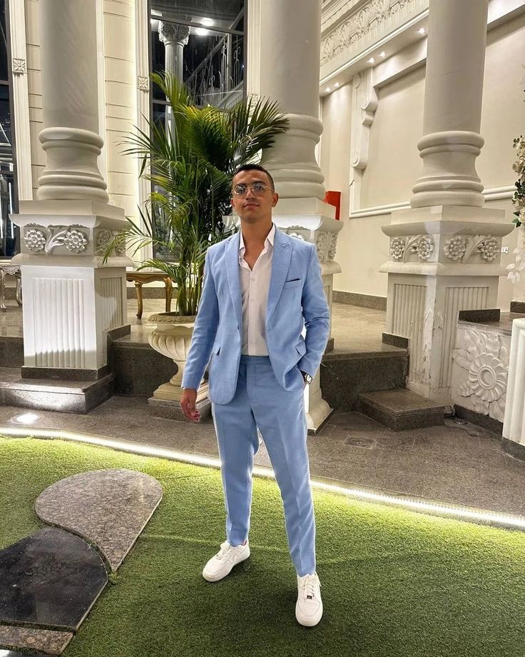 Baby Blue Suits For Men, Blue Suit For Men, Grad Suits, Blue And White Outfits, Guys Fashion Casual, Homecoming Outfit, Trendy Boy Outfits, Suit For Men