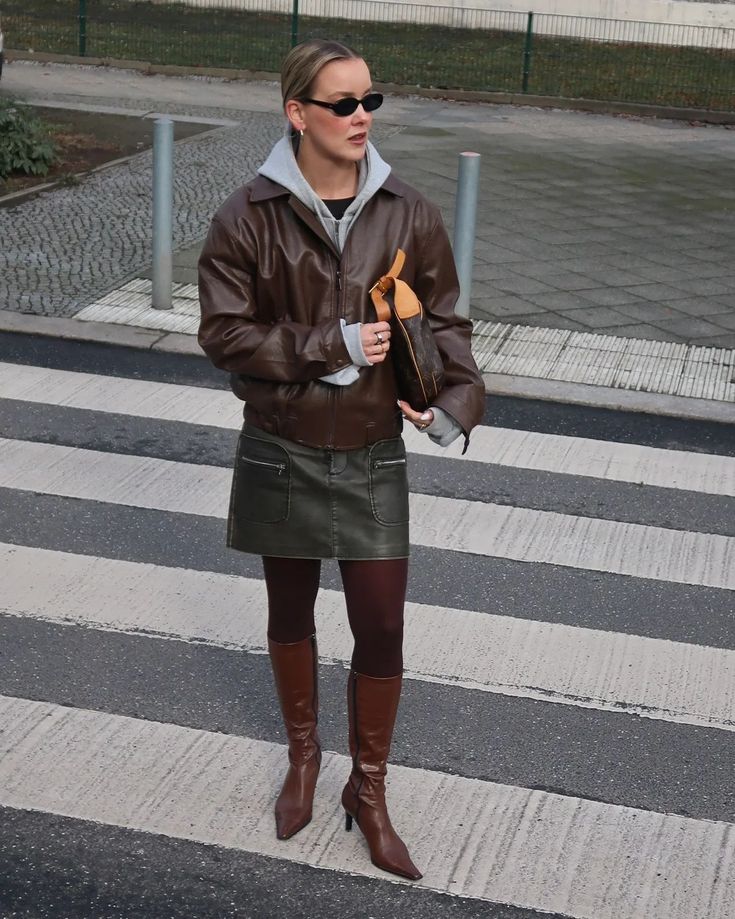 and after red tights comes...brown tights ☕️ Grey hoodie & jacket @beaumont.wear skirt @mango Brown boots vintage Louis Vuitton croissant bag vintage Tights @calzedonia sunnies @lespecs #winterfashion #lvcroissantbag #burgundy , brown tights, Burgundy tights, red tights, winter outfit inspo , oversize blazer, 90sfashion, 90smood, grey hoodie , brown outfit , Louis Vuitton Croissant Bag, Brown Tights Outfit, Color Tights Outfit, Tights Winter Outfit, Louis Vuitton Croissant, Vintage Tights, Burgundy Tights, Croissant Bag, Brown Tights