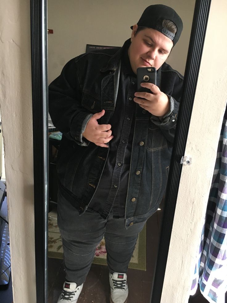 Big Fat Guy, Chubby Emo Boy, Mid Guys, Fat Black Guy, Fat Boys Fashion Men, Big Boy Fashion Men, Chubby Boy Outfits, Chubby Boy Aesthetic, Fat People Outfits