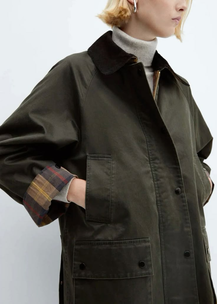 Barbour Style, Short Parka, Parka Women, Barbour Jacket, Hair Wax, 가을 패션, Mode Inspiration, Jacket Outfits, Women's Style