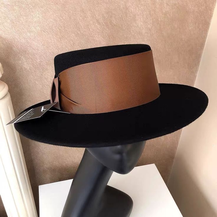 New Vintage Style 40s Accessories, Luxury Brown Hat For Fall, Elegant Brown Fedora For Fall, Womens Hats, Vintage Style Jacket, British Hats, Leather Top Hat, Black Fedora Hat, Chanel Style Jacket