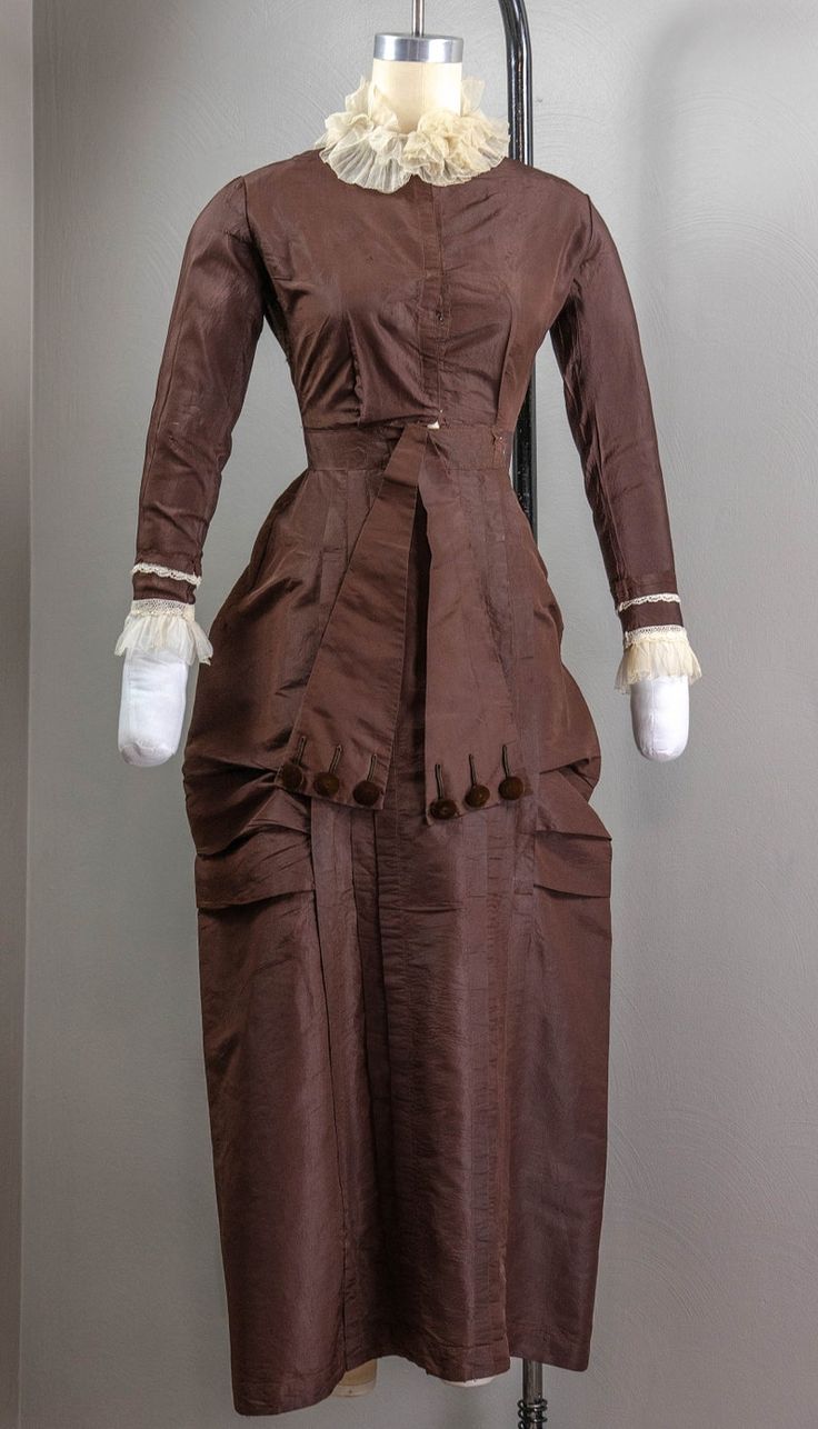 Antique C. 1870s-1880s Brown Silk Taffeta Wrapper Dress - Etsy Victorian Long Sleeve Dress For Vintage Fashion, Historical Victorian Dress With Ruffles For Formal, Historical Victorian Dress With Ruffles For Formal Occasion, Formal Historical Victorian Dress With Ruffles, Fitted Victorian Dress For Vintage Events, Fitted Victorian Dress For Evening, 18th Century Style, Fitted Victorian Dress For Evening, 1880 Dress, 1870s Dress