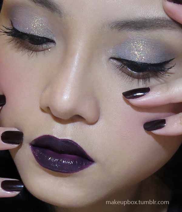 Festival Make Up, Maquillage On Fleek, Make Up Inspiration, Purple Lips, Purple Lipstick, Smink Inspiration, Black Lipstick, Beauty Make-up, Goth Makeup