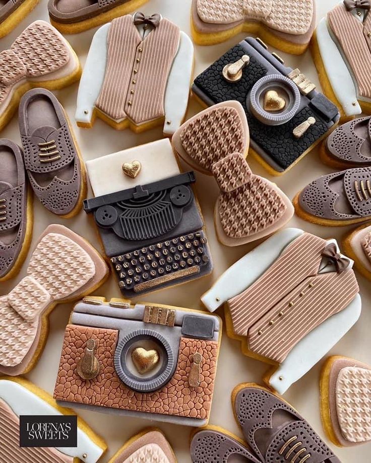 cookies decorated like old fashioned typewriters, shoes and sweaters are on display