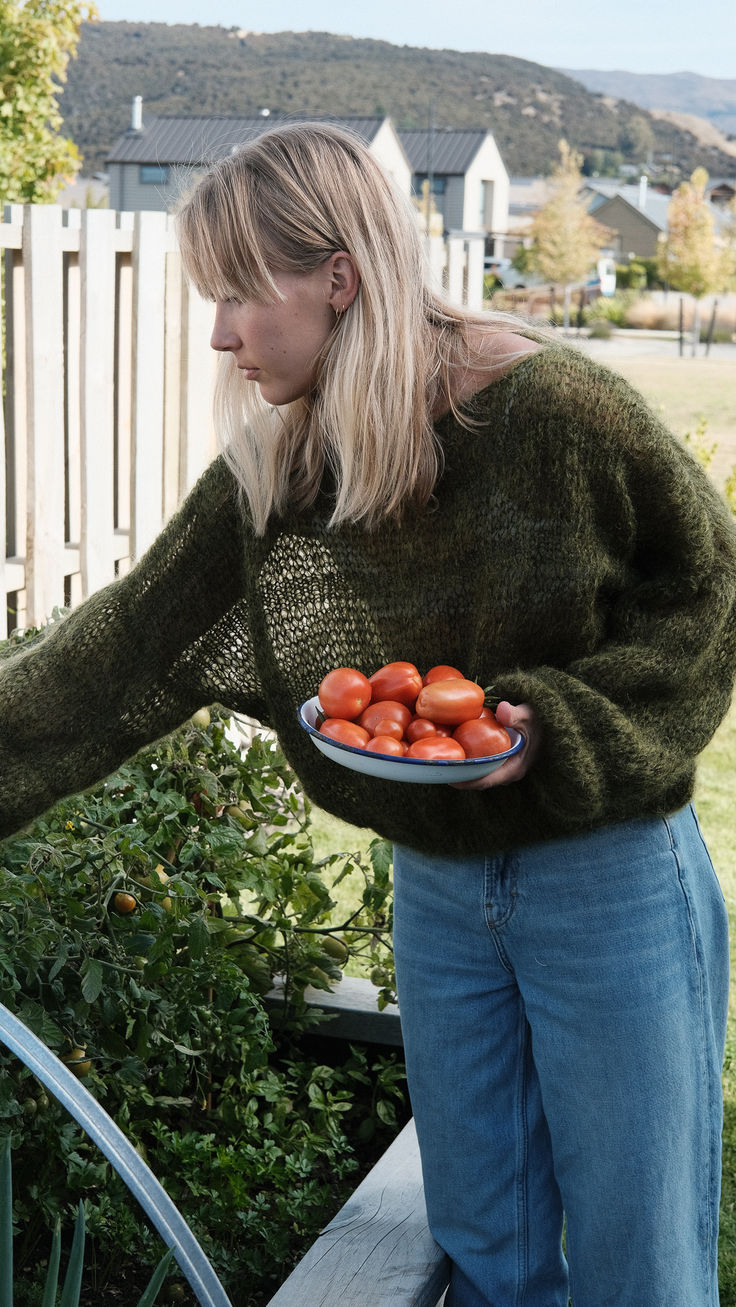 DiyCrochetCoutureChunky KnittingChunky Knitting PatternsEasy Sweater Knitting PatternsEasy KnittingKnitwearKnit Fashion Pattern Slouchy Sweater Pattern, Mohair Sweater Pattern, Chunky Knit Sweater Pattern, Easy Sweater Knitting Patterns, Mohair Sweater Knit, Knit Sweater Outfit, Knitting Patterns Free Sweater, Easy Knitting Projects, Striped Knitted Sweater