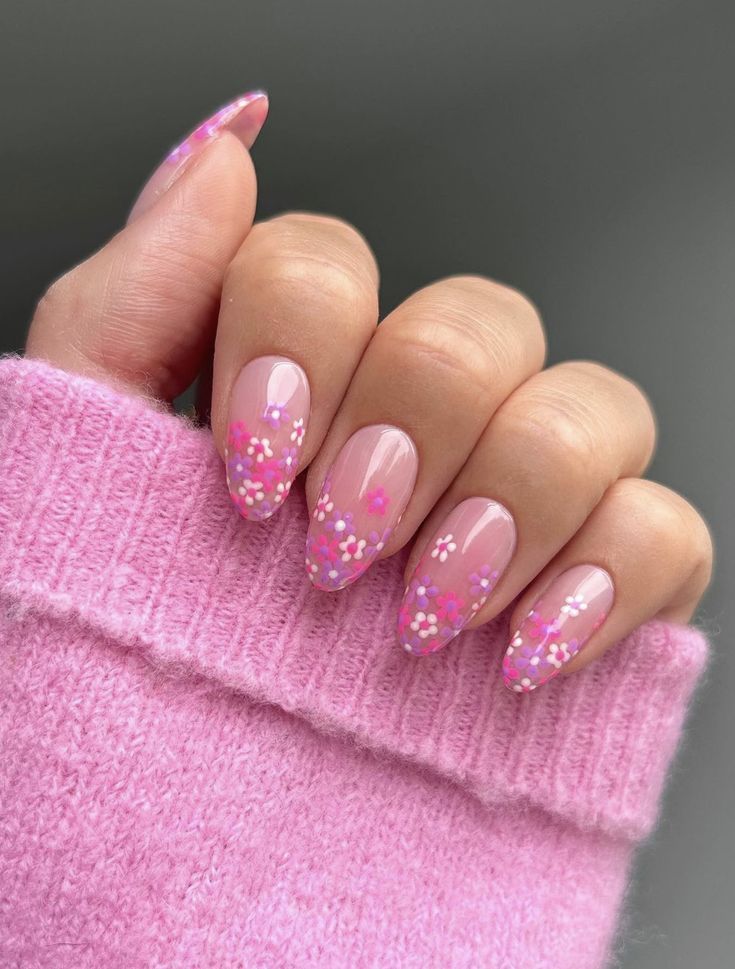 Clear Spring Nails, Holiday Nails Summer Almond, Almond Nails Ideas Spring, Short Almond Nails Designs Spring, Light Pink Spring Nails, Spring Nail Inspo 2024, Cute Pink Almond Nails, Spring Nail Art Flowers, Spring Oval Nails