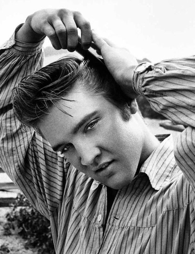 elvis Elvis Presley Hair, Undercut Men, Young Elvis, American Symbols, American Crew, Elvis Presley Photos, Mens Cuts, Boys Haircuts