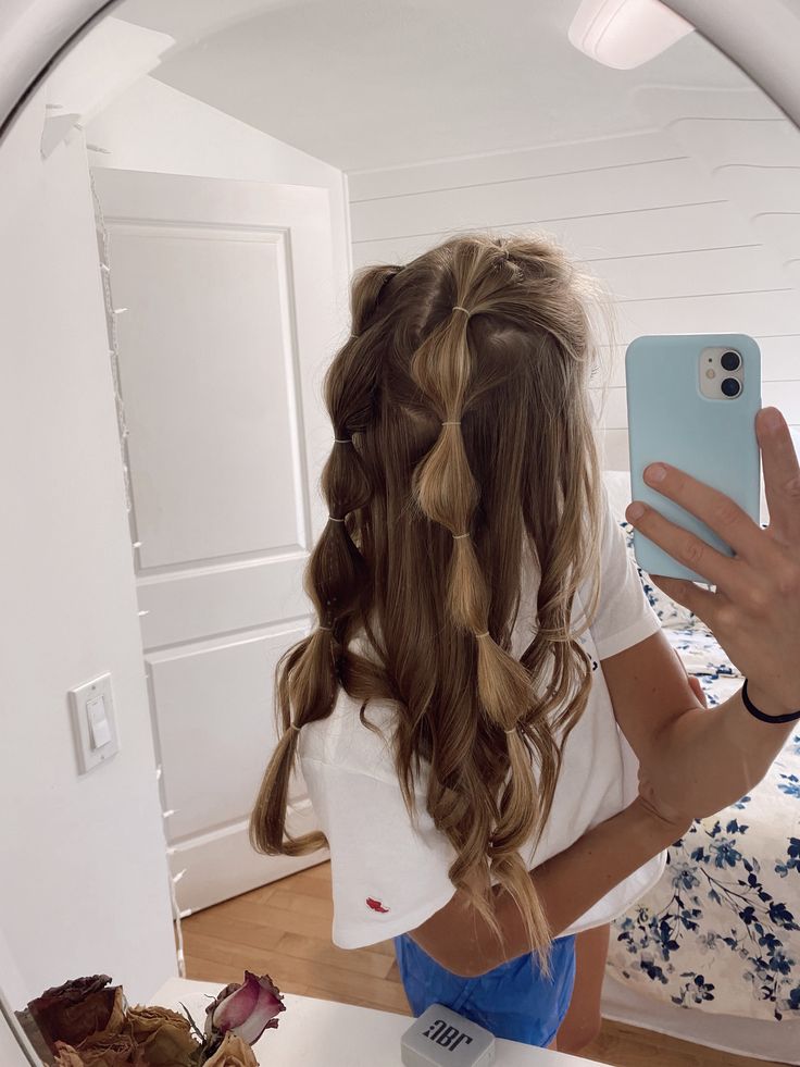 Hair Styles For Pictures Photography, Aestic Hairstyles, Cute Hairstyles For Long Hair Blonde, Summer Hairstyles Beachy, 4th Of July Hairstyles With Ribbon, Cute Vacay Hairstyles, Cute Cruise Hairstyles, Summer Hairstyles Brown Hair, Girly Summer Hairstyles