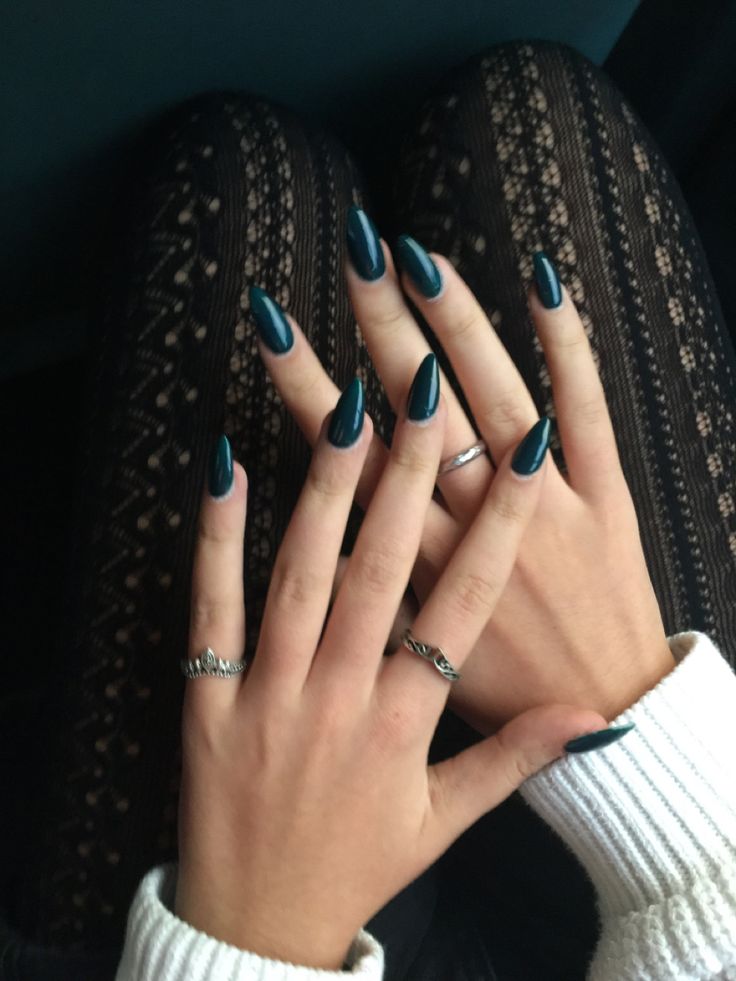 Dark Jewel Tone Nails, Dark Teal Chrome Nails, Jewel Tone Nails Acrylic, Dark Teal Almond Nails, Dark Emerald Nails, Dark Turquoise Nails Acrylic, Artsy Nail Art, Dark Teal Blue Nails, Dark Almond Acrylic Nails