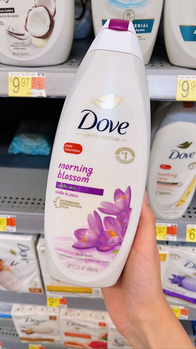 Skin Care Body Wash, Lux Body Wash, Hygiene Ideas, Dove Products, Lotion Skin Care, Female Products, Dove Body Wash, Dove Beauty, Feminine Products