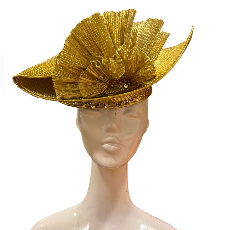 Golgen Fascinator, Kentucky Derby Cocktail Hat, Vintage Cocktail, Kentucky Derby, Metallic Gold, Fascinator, Kentucky, Derby, Gold Metal, Women Accessories