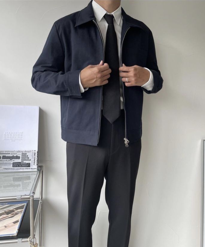 Classic Men Outfit Business Casual, Office Outfit Men Formal, Mafia Boss Aesthetic Male, Outfit Formal Hombre, Business Core Outfits Men, Mens Smart Casual Outfits, Mens Business Casual Outfits, Minimalist Fashion Men, Black Men Fashion Casual