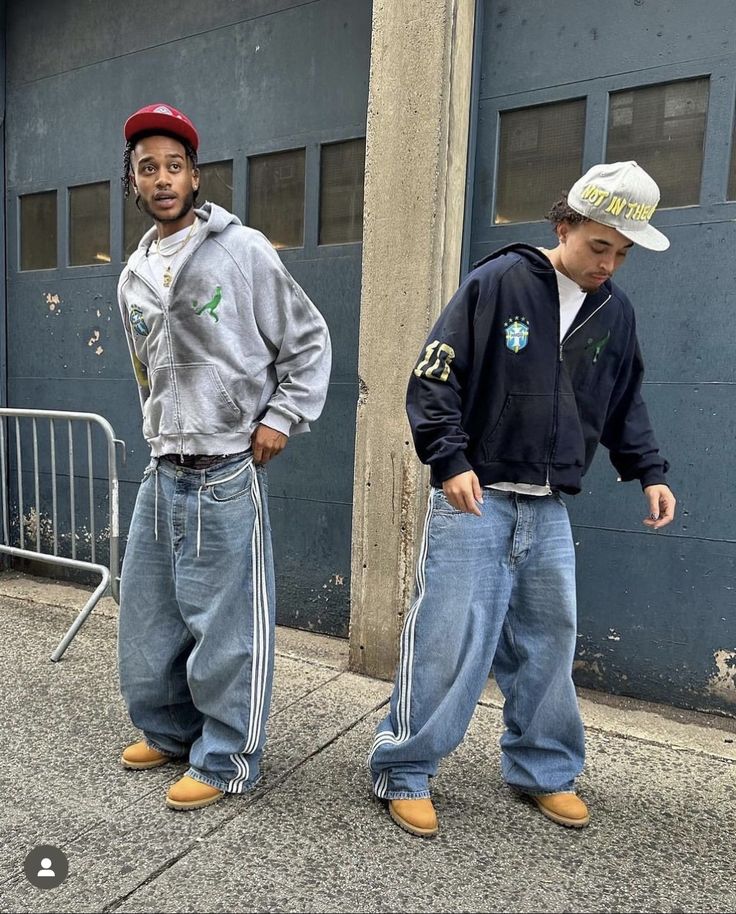 Y2k X Streetwear, Mens Outfit Inspo Streetwear, Baggy Clothes Outfit Men Street Styles, Fit Inspo Baggy Clothes Men Streetwear, Y2k Fashion Guys, Baggy Fits Men, Streetwear Mode Men, Outfit Ideas Men Streetwear, Baggy Clothes Outfit Men