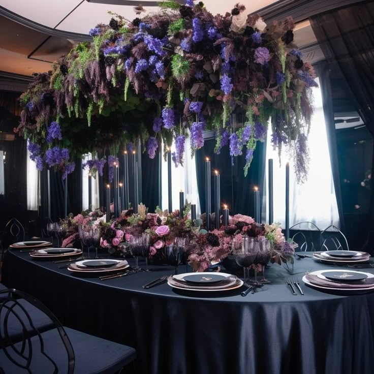 hydrangea black tablecloth, purple flowers, presidium wedding purple wedding black and purple Wisteria And Black Wedding, Black Purple Wedding Decor, Maleficent Themed Wedding, Black Gold And Lavender Wedding, Wedding Ideas Black And Purple, Black Lavender Wedding, Black Gold Purple Green Wedding, Lavender And Black Quinceanera Ideas, Dark Purple And Navy Blue Wedding