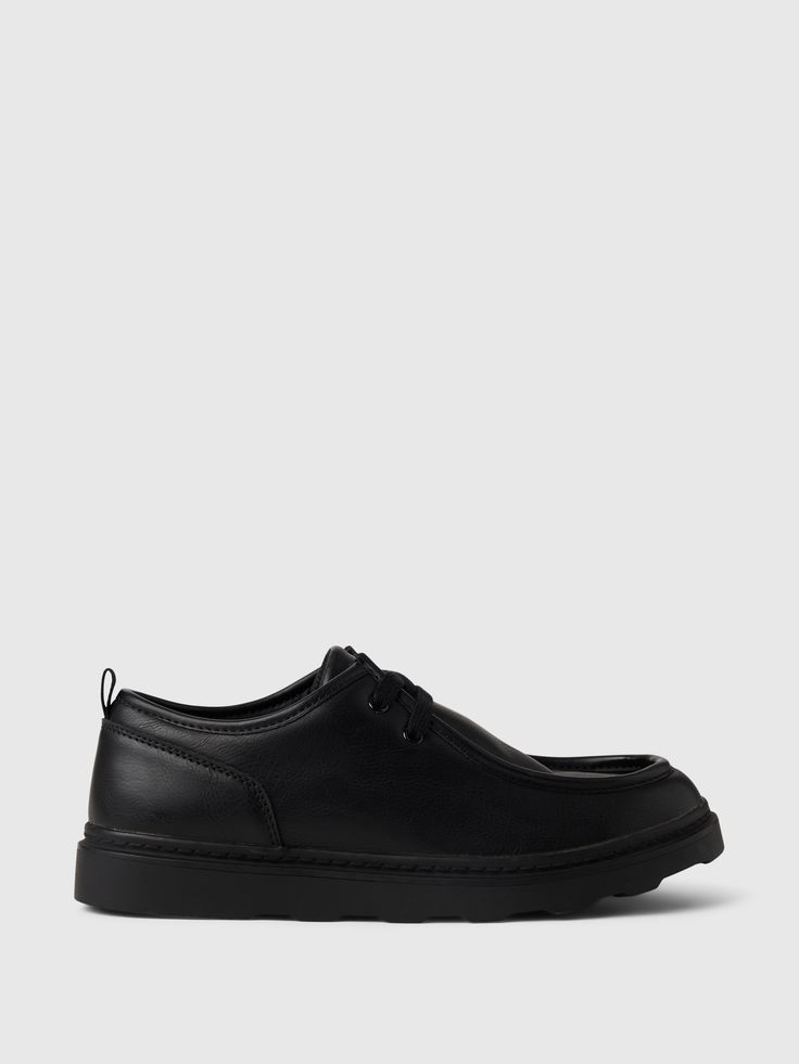 These loafers are made with a smooth vegan leather upper.  Rubber gripper sole.  Ties at top.  For more fit and sizing info, check out our Size Guide. Kids Loafers, Gap Kids, Toddler Gifts, Size Guide, Vegan Leather, Gap, Leather Upper, Loafers, Leather