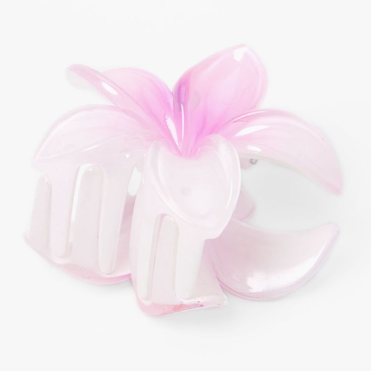 This floral hair claw will magically transform from a casual accessory to an elegant must-have in your hairstyle! With help from the sturdy hinge and grippy comb teeth, your favorite updo will stay in place for as long as you need it to. Length: 1" Material: Plastic - Claire's Pink Hibiscus Medium Hair Claw Hawaii Hair, Pink Flower Hair Clip, Pink Hair Accessories, Beautiful Closets, Long Hair Tips, Summer Smoothies, Pink Hibiscus, Hair Claw Clips, Fashionable Jewelry