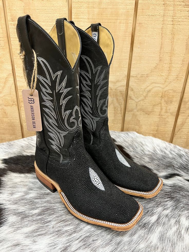 Anderson Bean Boots, Square Toe Cowboy Boots, Square Toe Western Boots, Unique Boots, Western Boots For Men, Work Shoes Women, Wedding Boots, Western Store, Boot Companies