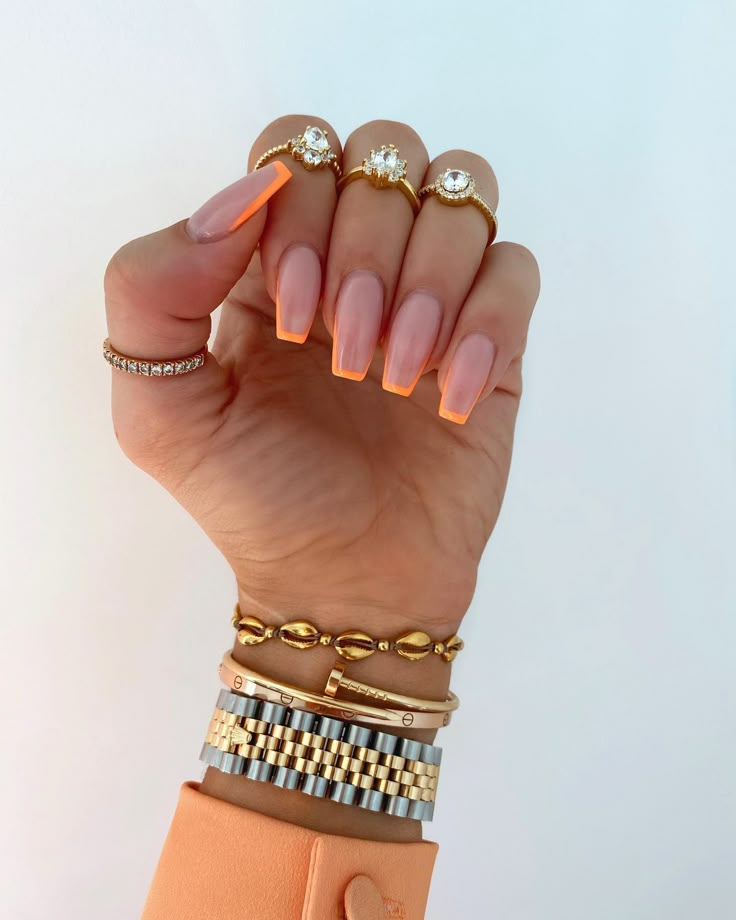 If so, orange French tip nails may be your perfect solution! Not only are they incredibly stylish and trendy, but they also make a statement. Acrylic Nails Nude, French Tip Nail Designs, Work Nails, Ombre Nail Designs, Nails Pink, Orange Nails, Pretty Acrylic Nails, Chic Nails, Nails Inspo