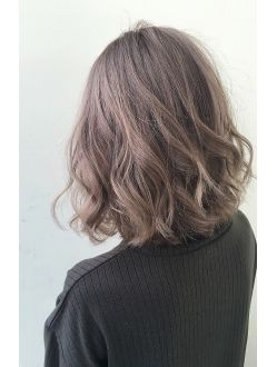 レイリー(LAiLY by GARDEN) 【LAILY】グレージュミルクティーカラー北村亮【原宿/表参道】 Medium Short Hair, Hair Arrange, Hair Styles 2017, Permed Hairstyles, Mid Length Hair, Cut My Hair, Blake Lively, Grey Hair, Perm