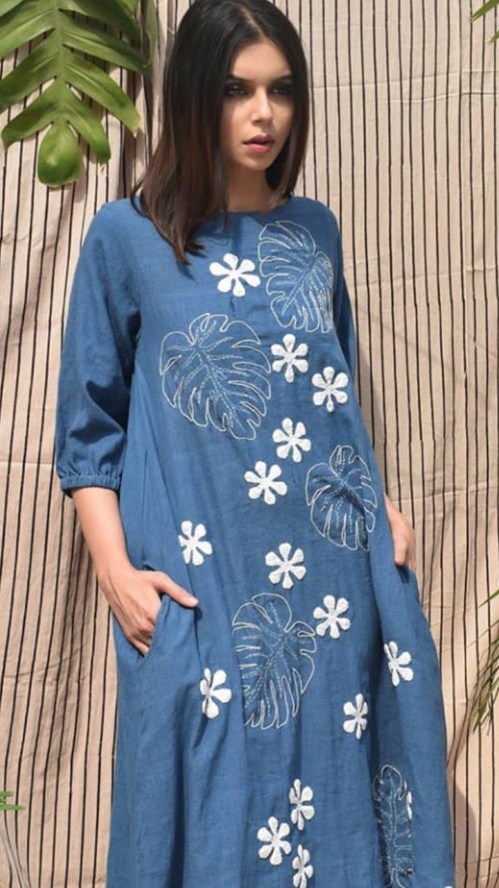 Khadi Embroidered Kurti, Applique Designs For Women Kurti, Khadi Dresses Fashion, Kurta Embroidery Design For Women, Hand Painted Kurtis Cotton, Khadi Kurta Designs Women, Applic Designs Dress, Applique Designs For Women, Khadi Kurta Designs