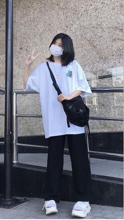 Baggy Aesthetic Outfits, Korean Dress Outfit, Tom Outfit, Modest Church Outfits, Outfit Korean, Korean Casual Outfits, Trendy Outfits For Teens, Everyday Fashion Outfits, Tomboy Outfits