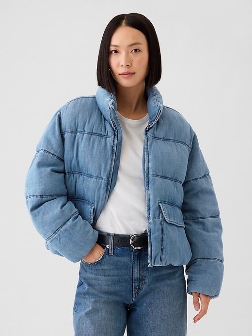 Oversized Denim Puffer Jacket Puffer Jacket Oversized, Fall Jackets Outfit, Japan Fits, Style Roots, Pop Aesthetic, Winter Puffer Jackets, Blue Puffer, Trendy Jackets, Vintage Fits