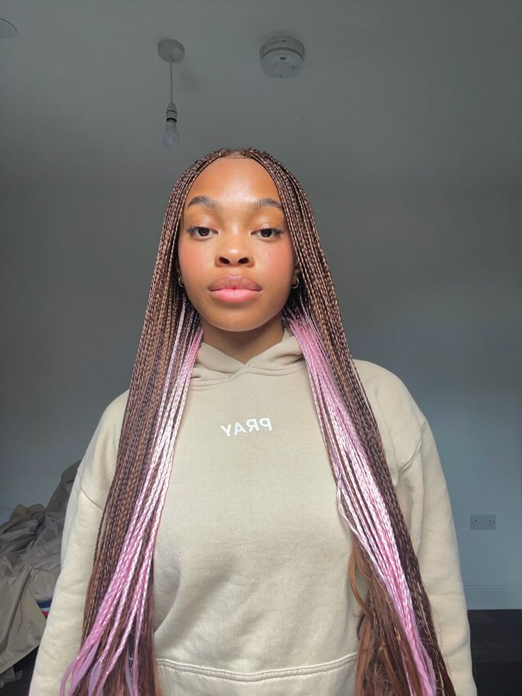 Colour 30 Peekaboo Braids, Small Peekaboo Braids, Pikaboo Braids, Peek A Boo Braids, Peek A Boo Box Braids, Braids Peekaboo, Peekaboo Braids, Single Braids Hairstyles, Braids Inspiration