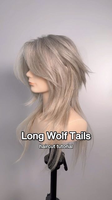 Hairstyles For Long Hair Wolfcut, Long Tail Wolf Cut, Layered Hair On Long Hair, Long Hair Disconnected Layers, Wolf Cute Hair Long, Wolf Tails Hair, Long Fox Haircut, Long Wolf Tails Haircut, Long Layer Wolf Cut