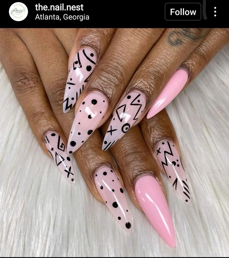 Stilleto Nails Designs, 2023 Nail, Nail Color Trends, Almond Acrylic Nails, Get Nails, Hot Nails, Fabulous Nails, Coffin Nails Designs, Fancy Nails