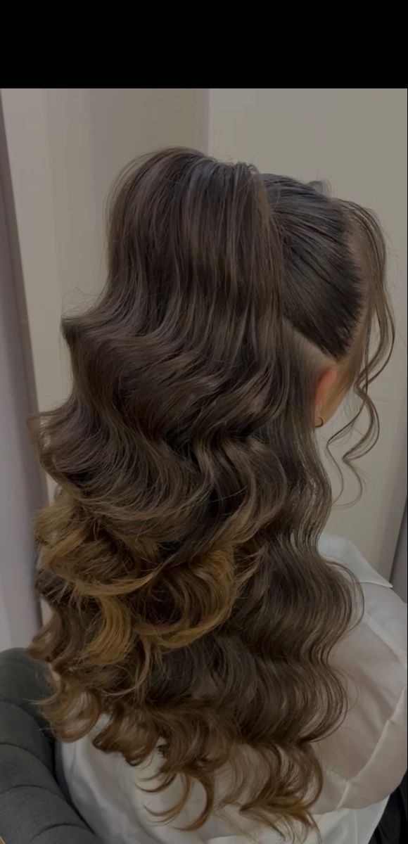 Cute Event Hairstyles, Curly Prom Hair Styles, Hair Styles For Formal Events Down, Iron Curled Hairstyles, Wavy Styles For Medium Hair, Cute Hairstyles For Medium Hair Wedding, Hair Styles For An Event, Wedding Hairstyles With Curls, Half Up Half Down Event Hair