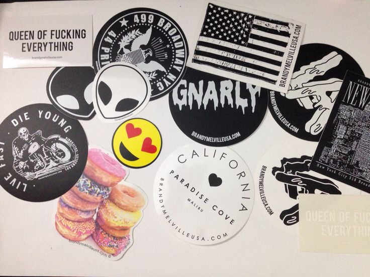 Laptop Ideas, Brandy Melville Stickers, Computer Stickers, Technology Lessons, Happy Stuff, Road Trip Europe, Chaotic Neutral, 80s Vibes, Computer Sticker