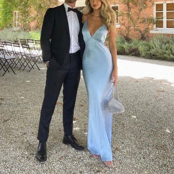 Blue Formal Aesthetic, Formal Dresses Blonde Hair, Albanian Wedding Dress Guest, University Ball Dress, Prom Dresses Blonde Hair, Blue Prom Dress Aesthetic, Summer Ball Dress, Wedding Guest Dress Aesthetic, Blue Dress Blonde Hair