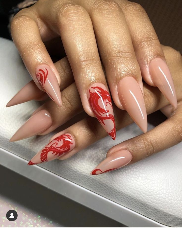 Chinese Inspired Nails, Lunar New Year Nails Dragon, Year Of The Dragon Nails, Japan Nails Design Tokyo, Nails With Dragon, Chinese Dragon Nails Designs, Red Dragon Nails, Chinese Dragon Nails, Mulan Nails