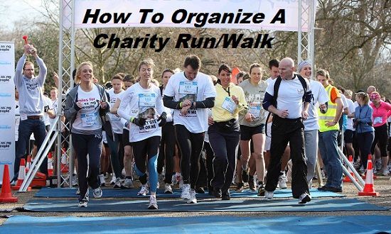 a group of people that are running in a race with the words how to organize a charity run / walk